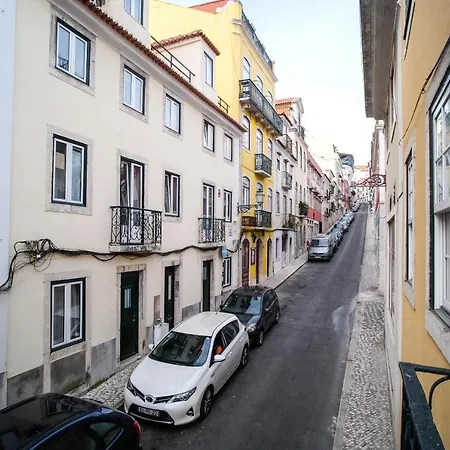 Apartment Bright And Sunny Lisbon