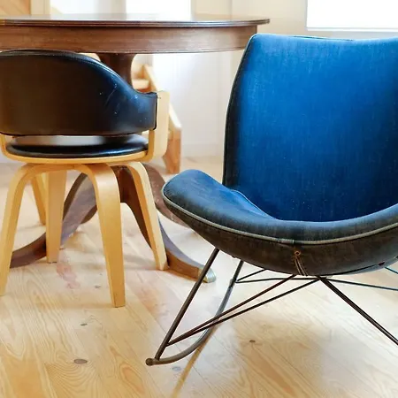 Bright And Sunny アパート