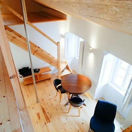 Apartment Bright And Sunny Lisbon