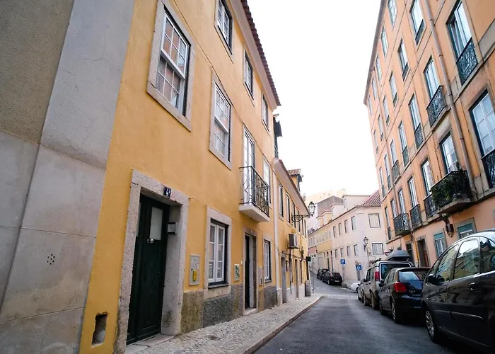 Bright And Sunny * Lisboa