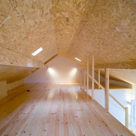 Апартаменты Bright And Sunny Лиссабон