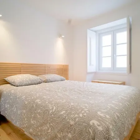 Апартаменты Bright And Sunny Лиссабон